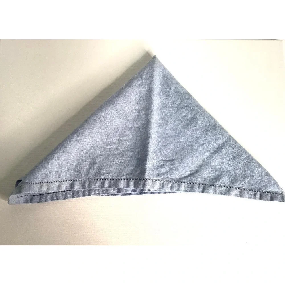 Vtg Light Blue Hemstitch Linen Napkins with Glossy Black Resin Napkin Rings (6)